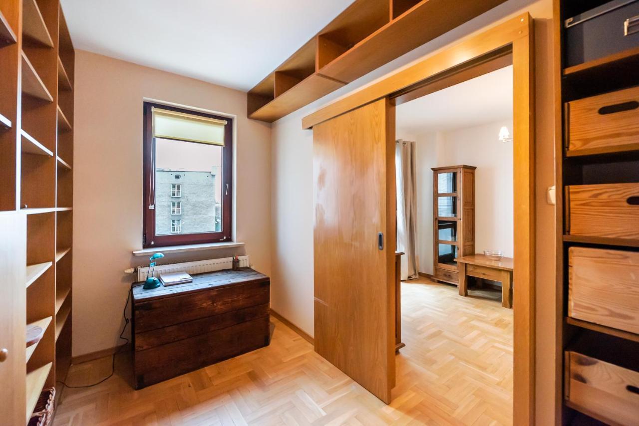 Woronicza Homey Wooden Apartment Varsó Kültér fotó