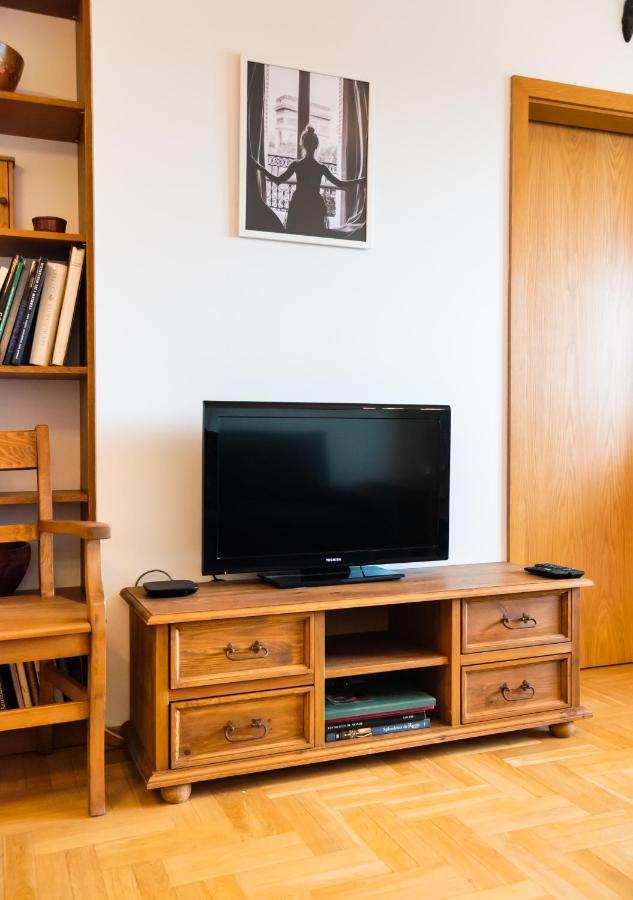Woronicza Homey Wooden Apartment Varsó Kültér fotó