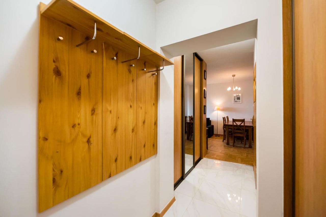Woronicza Homey Wooden Apartment Varsó Kültér fotó